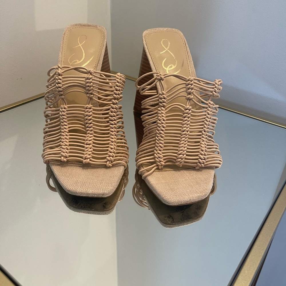 Like New Sam Edelman! - Picture 2 of 6